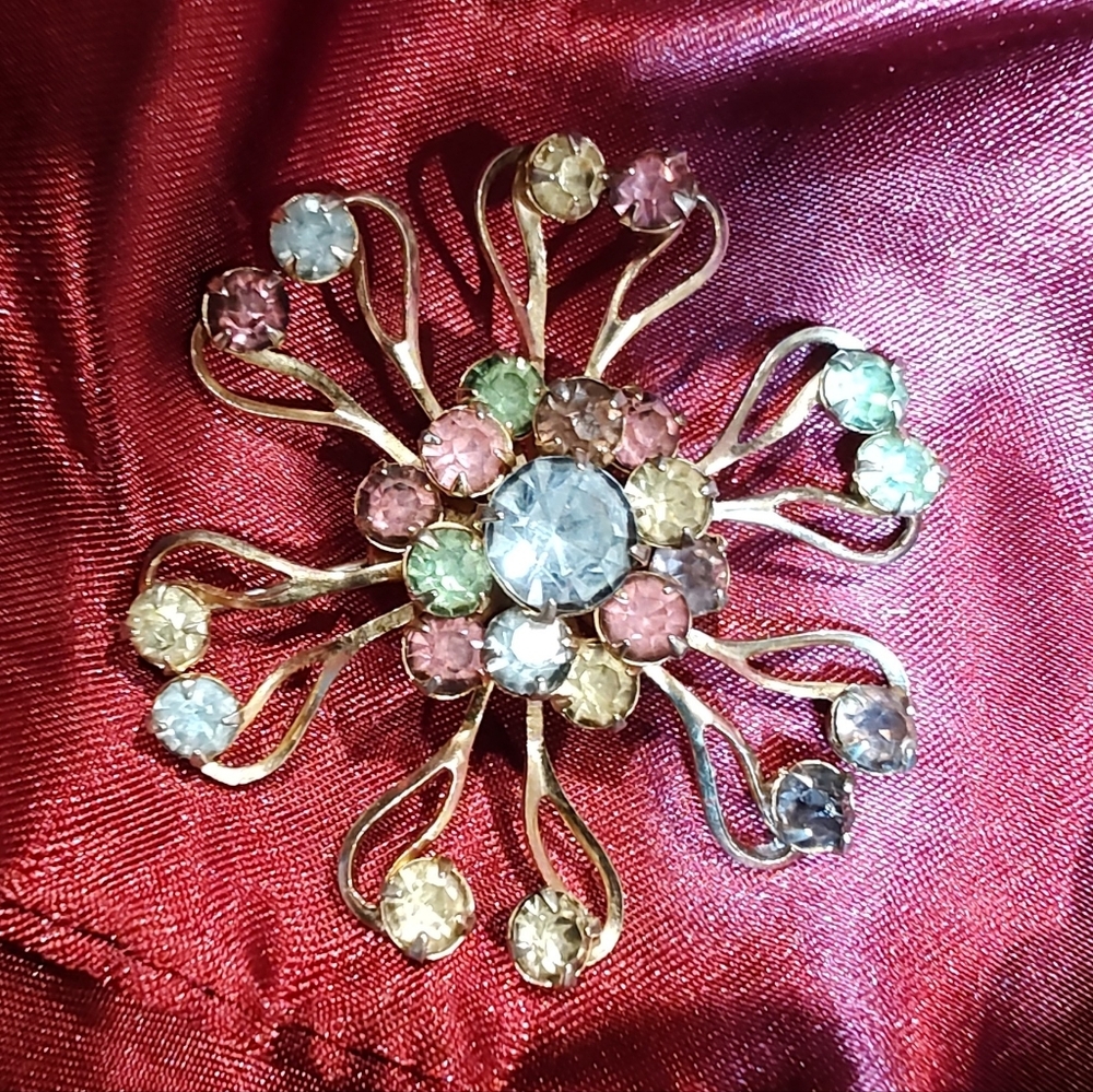 Elegant Vintage Multicolor Dainty Crystal Brooch